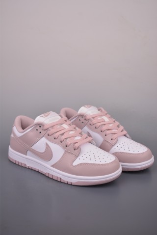 Nike SB Dunk Low view 1