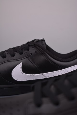 Nike SB Dunk Low view 8