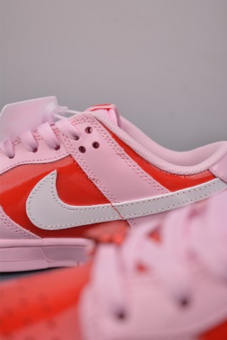 Nike SB Dunk Low view 8