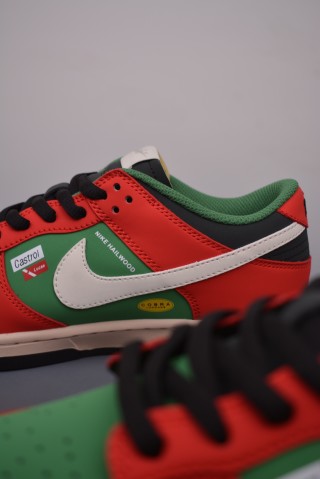 Nike SB Dunk Low 'Racing' view 8
