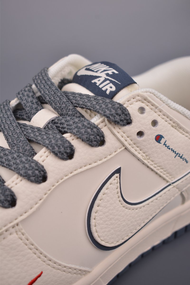 Nike SB Dunk Low 'Champion' view