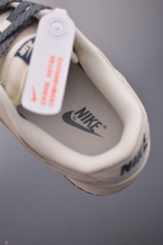 Nike SB Dunk Low 'Champion' view 9