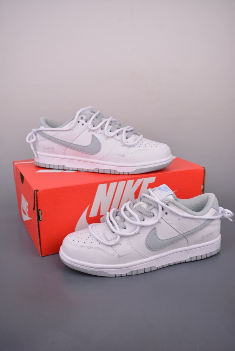 Nike SB Dunk Low 'Just Do It' view