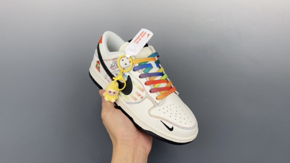 Nike SB Dunk Low 'Labubu' view 1