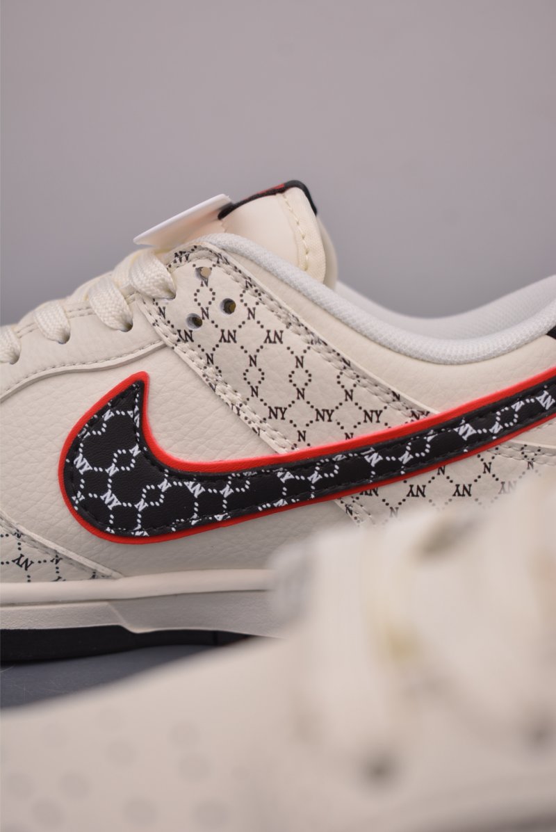Nike SB Dunk Low 'MLB' view