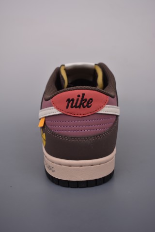 Nike SB Dunk Low 'Wudang' 'Brown / Red' view 4
