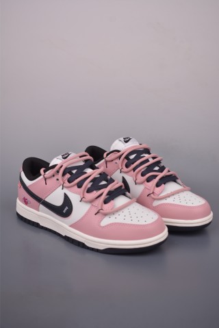 Nike SB Dunk Low 'Black / Pink' view 1