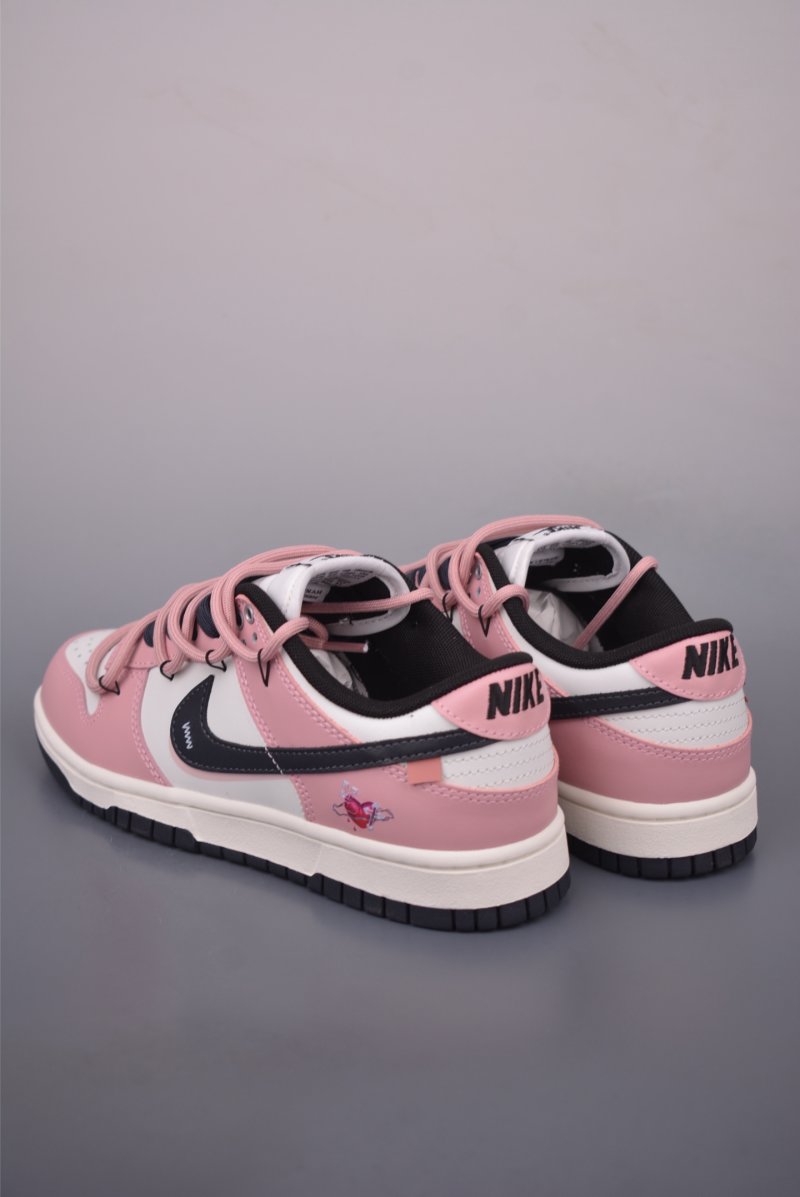 Nike SB Dunk Low 'Black / Pink' view