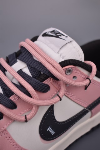 Nike SB Dunk Low 'Black / Pink' view 7