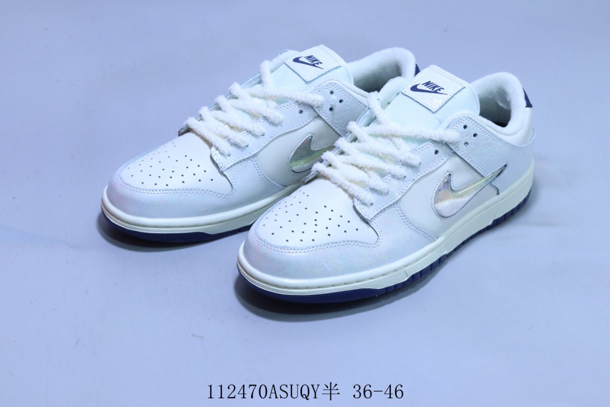Nike SB Dunk Low Pro view