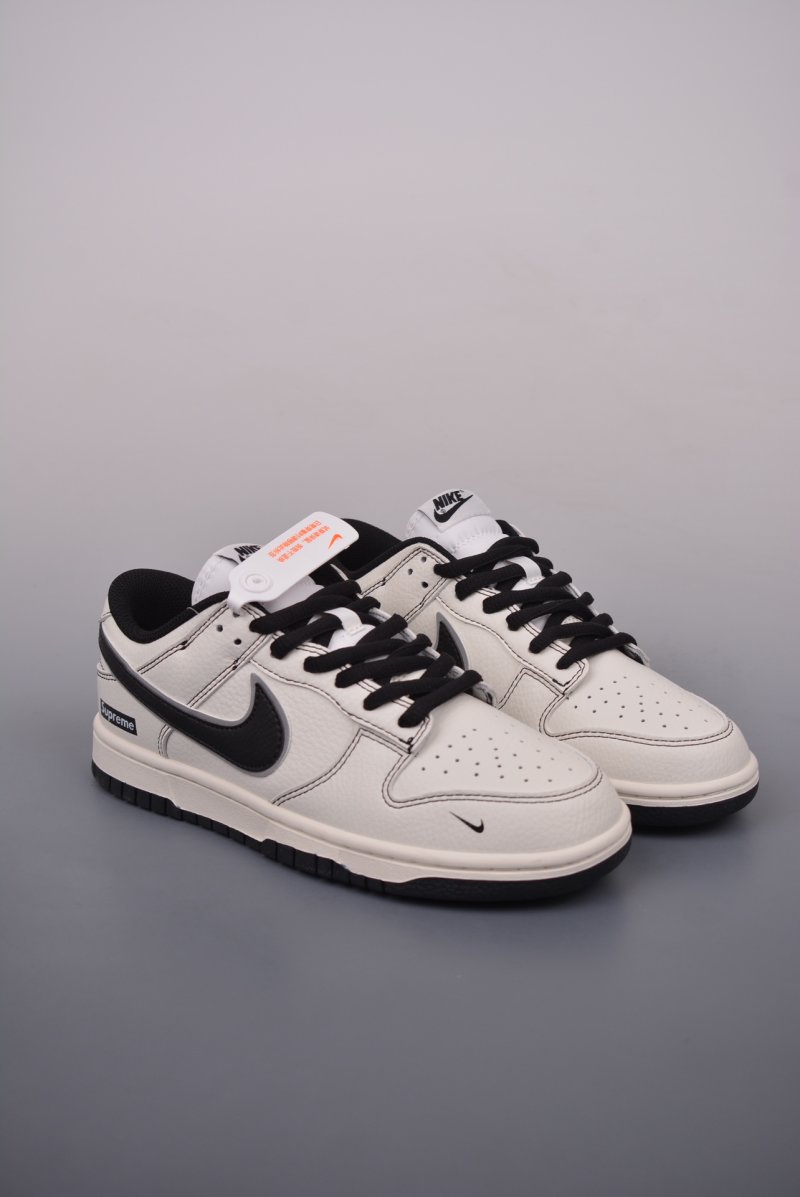 Nike SB Dunk Low