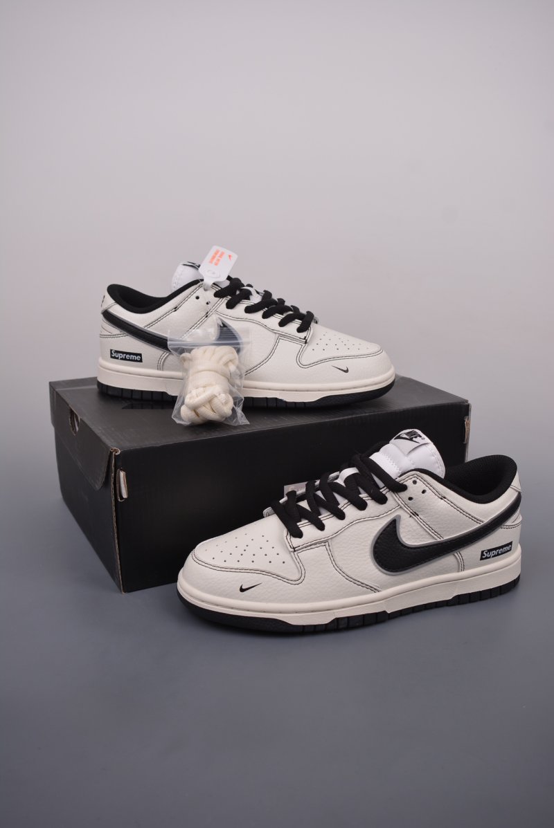 Nike SB Dunk Low view
