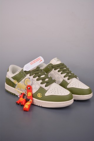 Nike SB Dunk Low 'Year Of The Horse' view 1