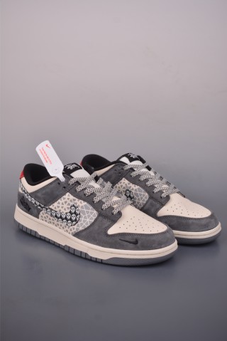 Nike SB Dunk Low 'Stussy' view 1