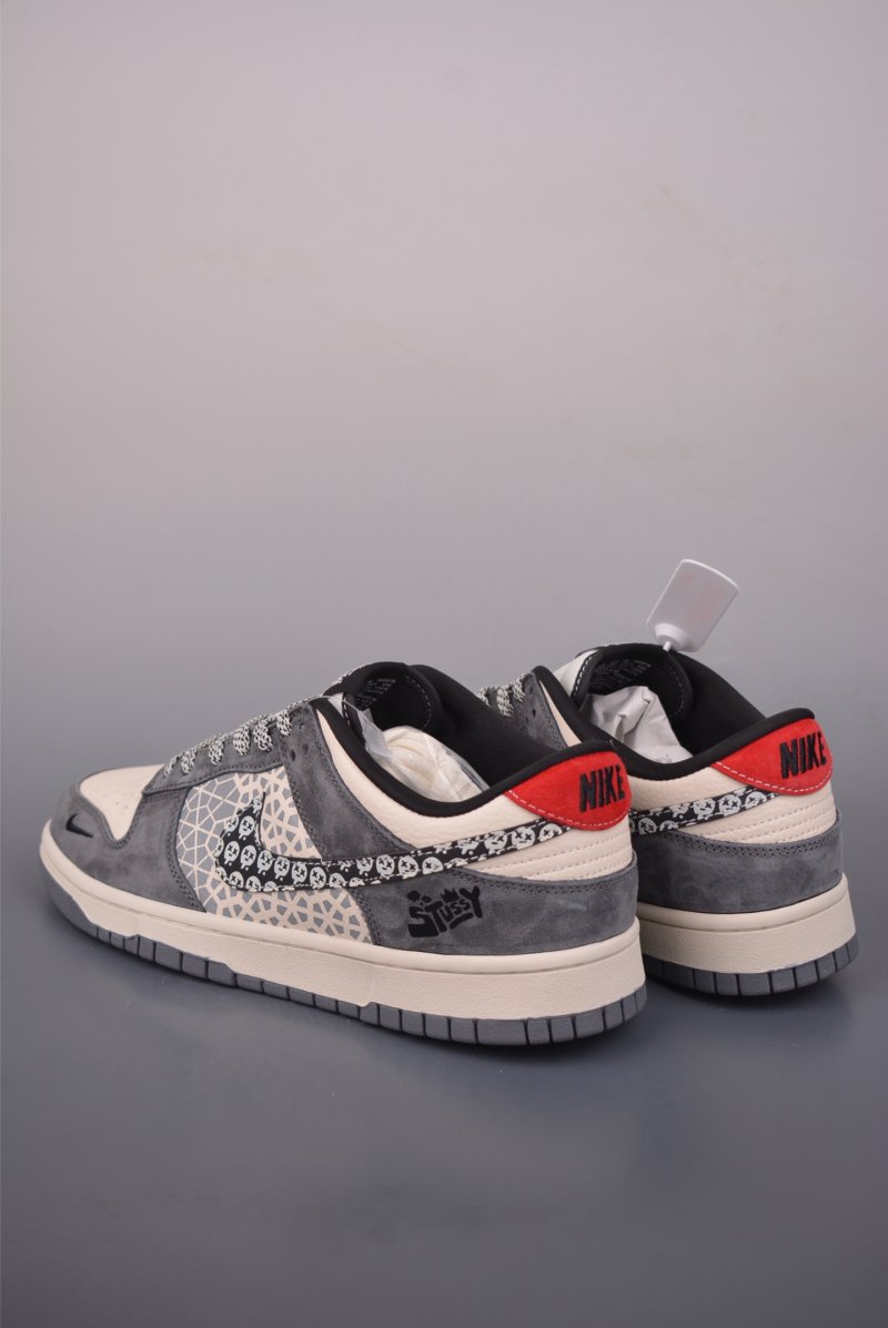 Nike SB Dunk Low 'Stussy' view