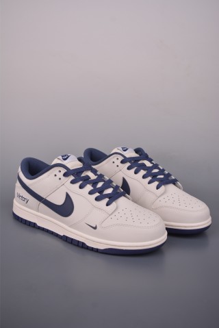 Nike SB Dunk Low 'Victory' view 1