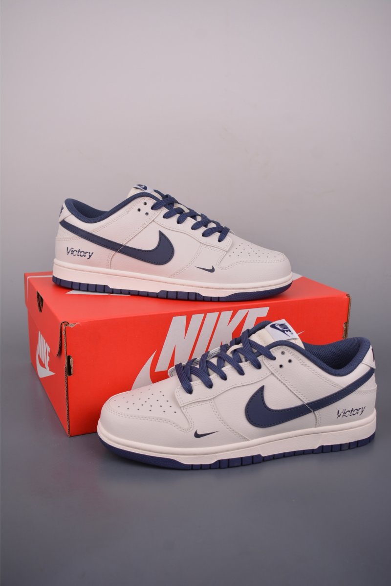 Nike SB Dunk Low 'Victory' view
