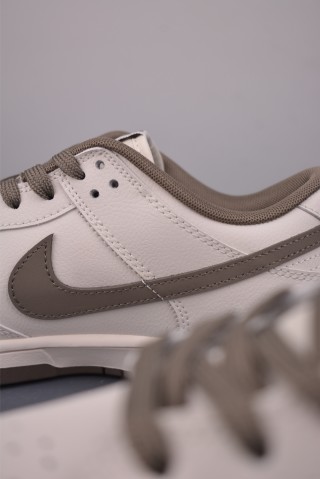 Nike SB Dunk Low 'Victory' view 8