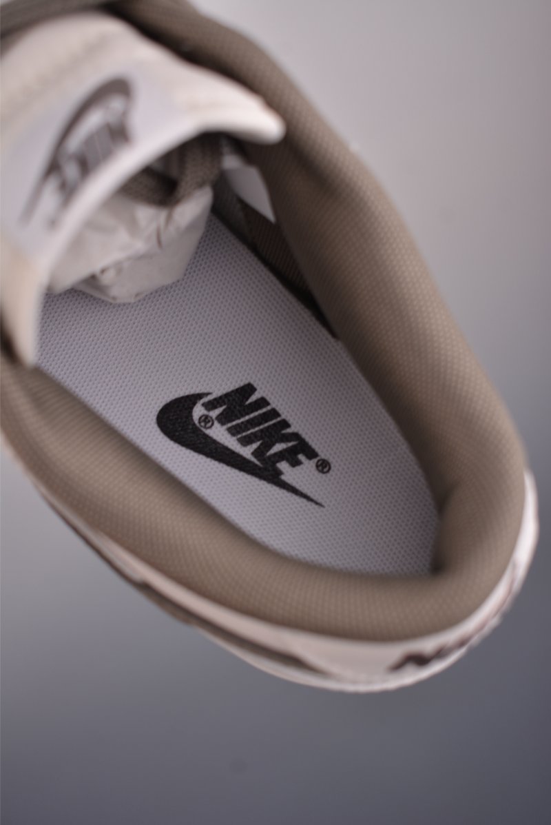Nike SB Dunk Low 'Victory' view