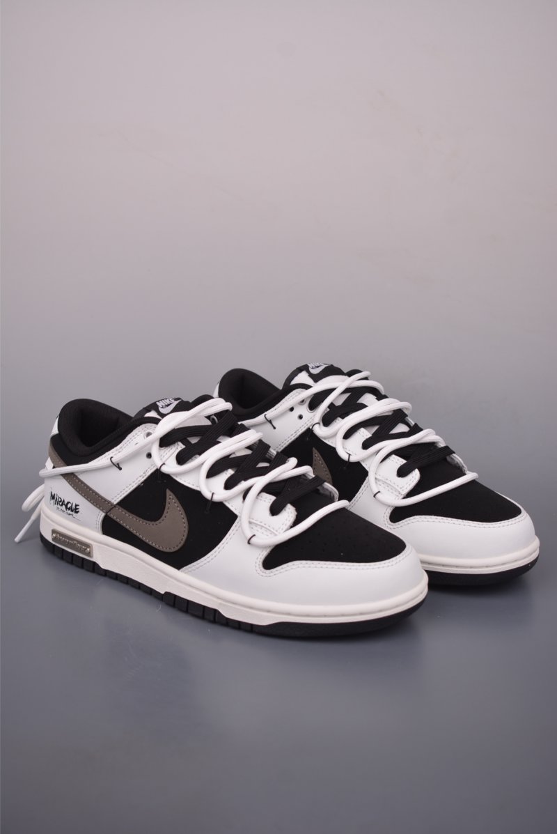 Nike SB Dunk Low