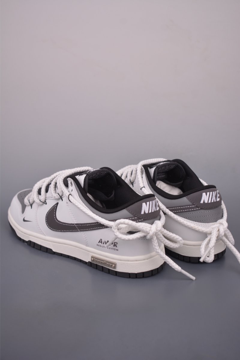 Nike SB Dunk Low 'White / Grey' view