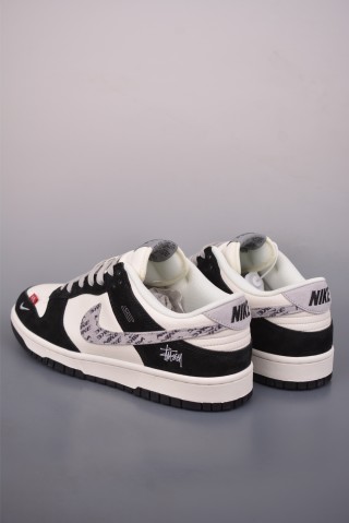 Nike SB Dunk Low 'Stussy' view 2