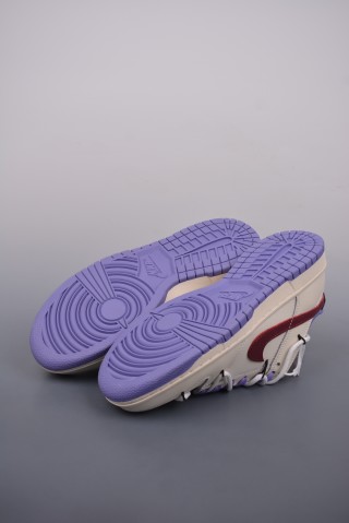 Nike SB Dunk Low view 3