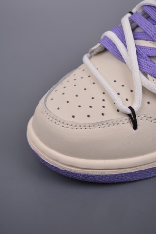 Nike SB Dunk Low view 6