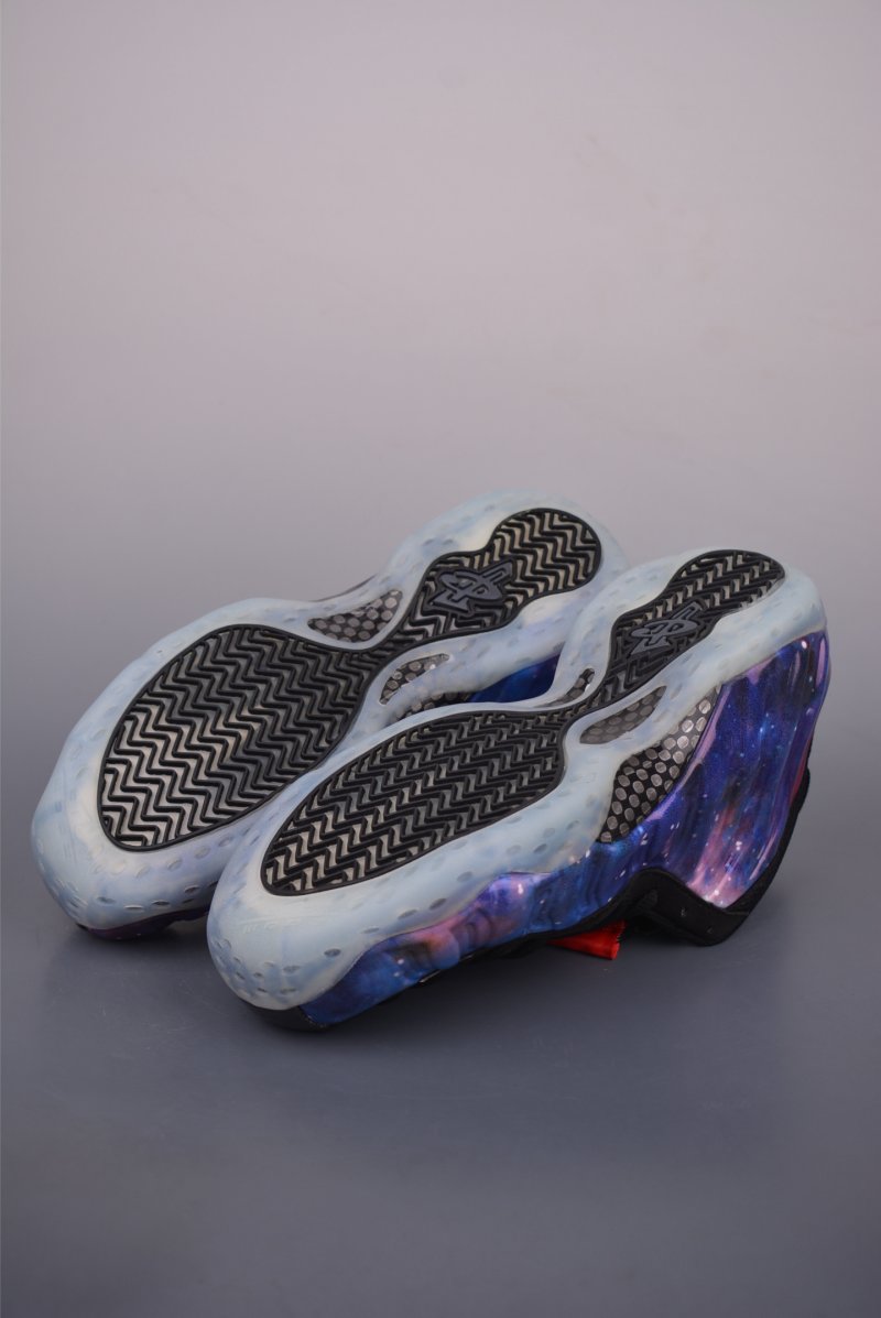 Nike Air Foamposite One 'Galaxy' view