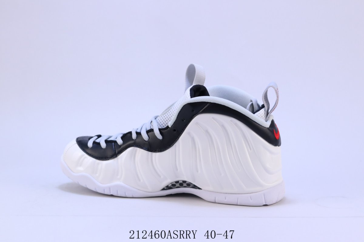 Nike Air Foamposite One XX view