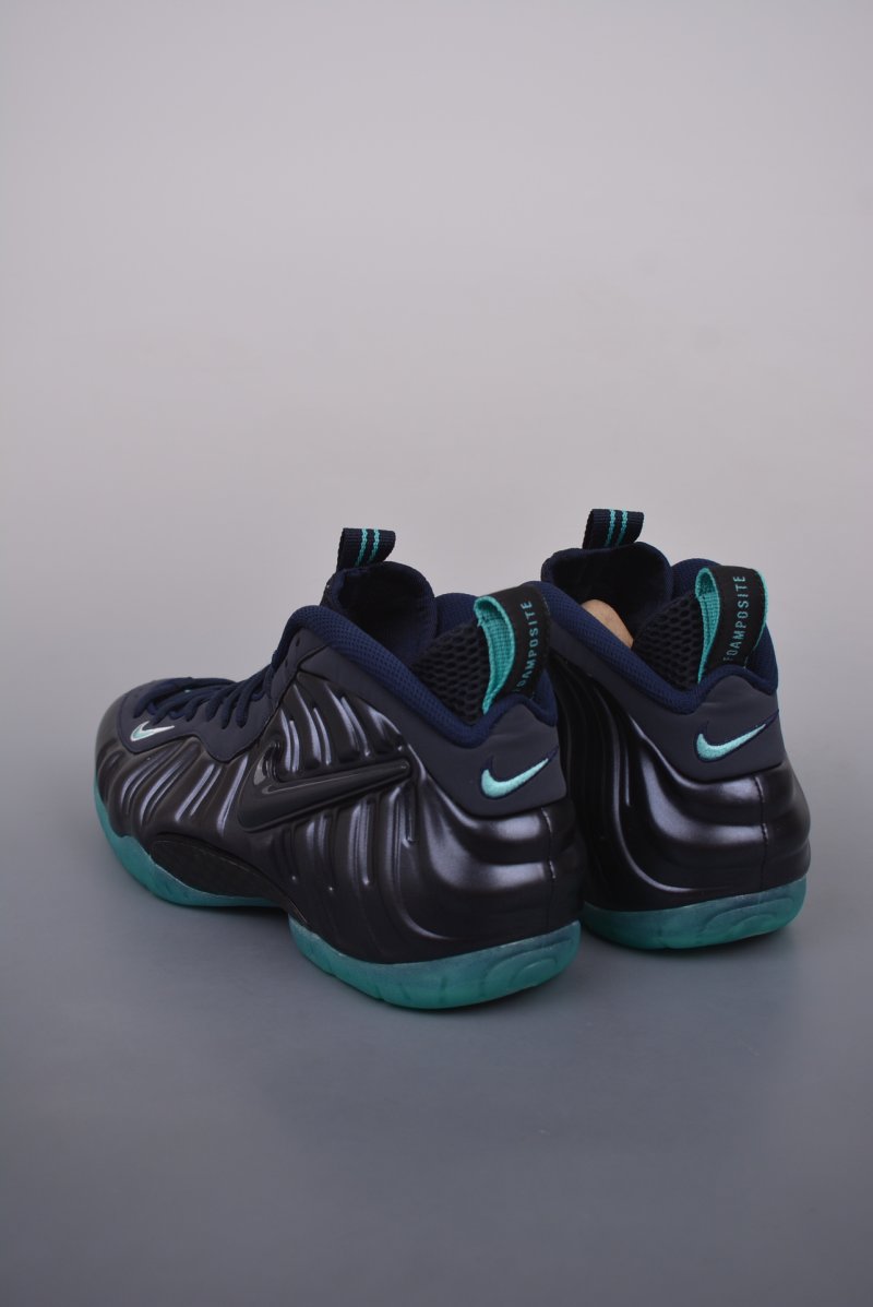 Nike Foamposite Pro 'Dark Obsidian' view