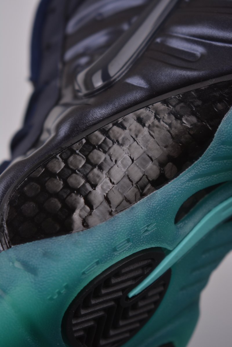 Nike Foamposite Pro 'Dark Obsidian' view
