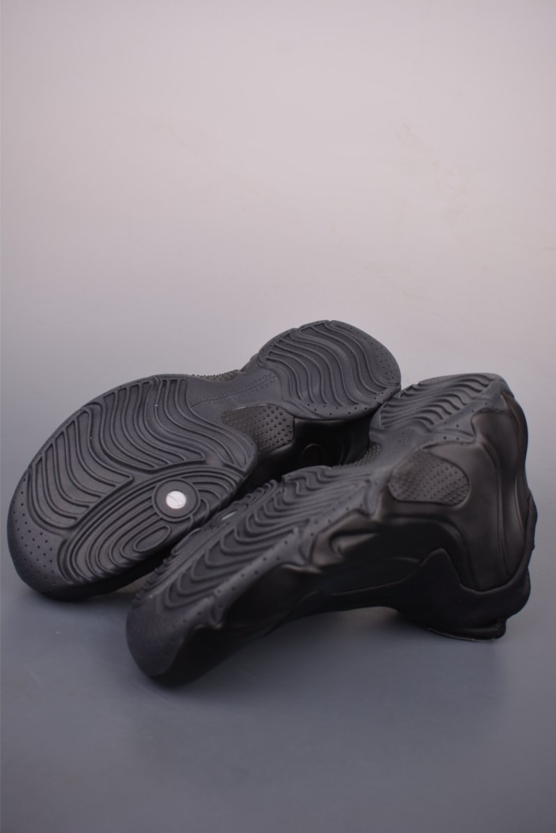 Nike Foamposite QS view