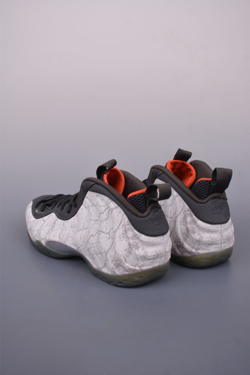 Tekken X Nike Air Foamposite One view
