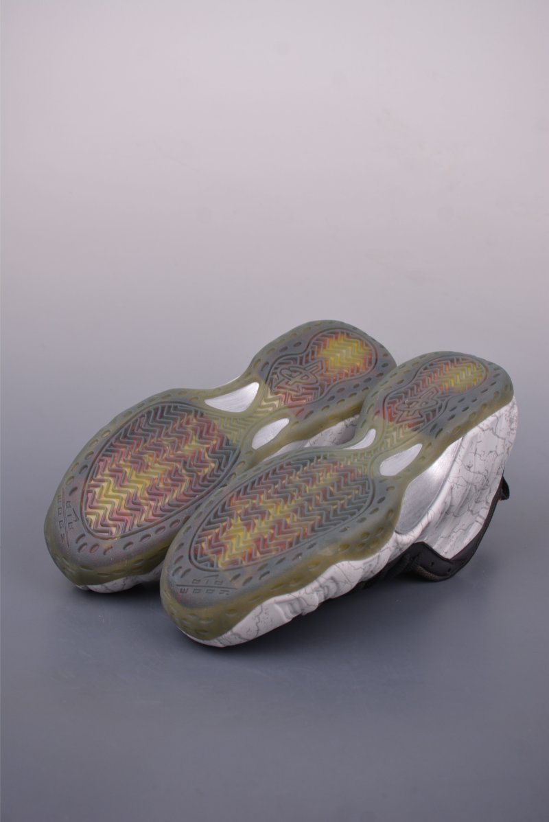 Tekken X Nike Air Foamposite One view
