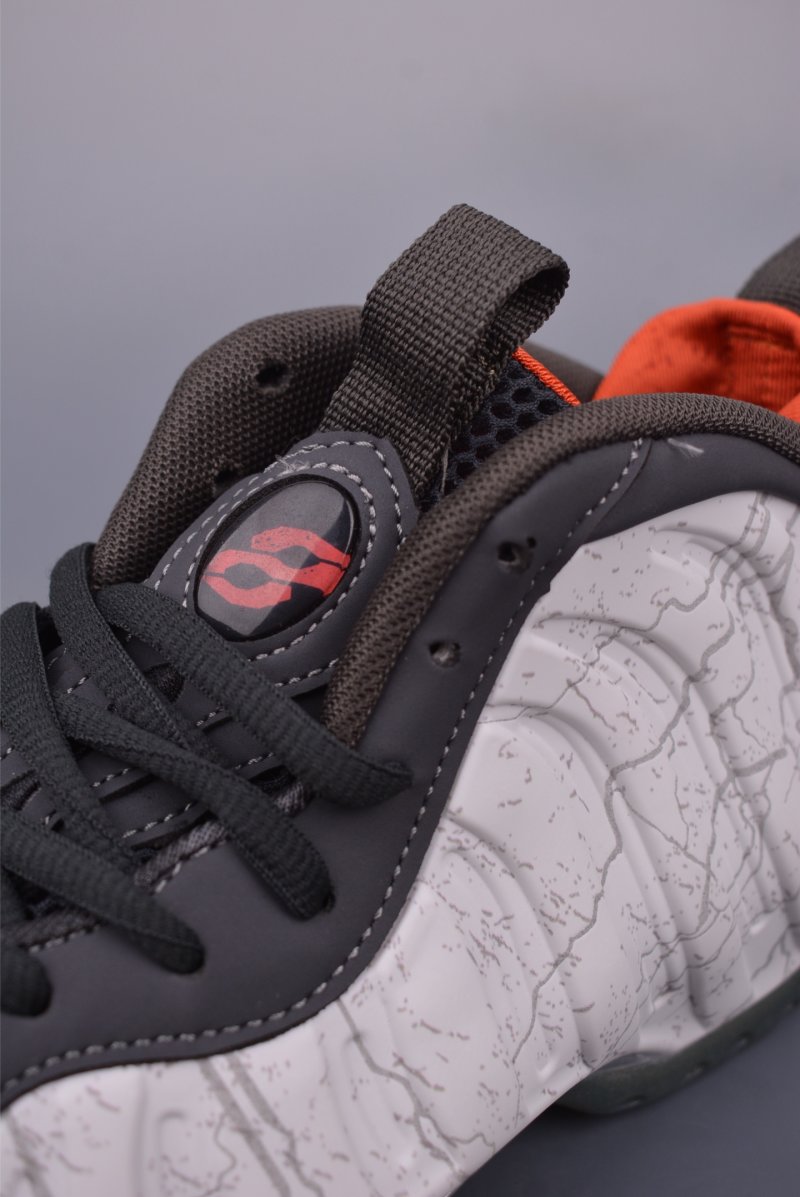 Tekken X Nike Air Foamposite One view