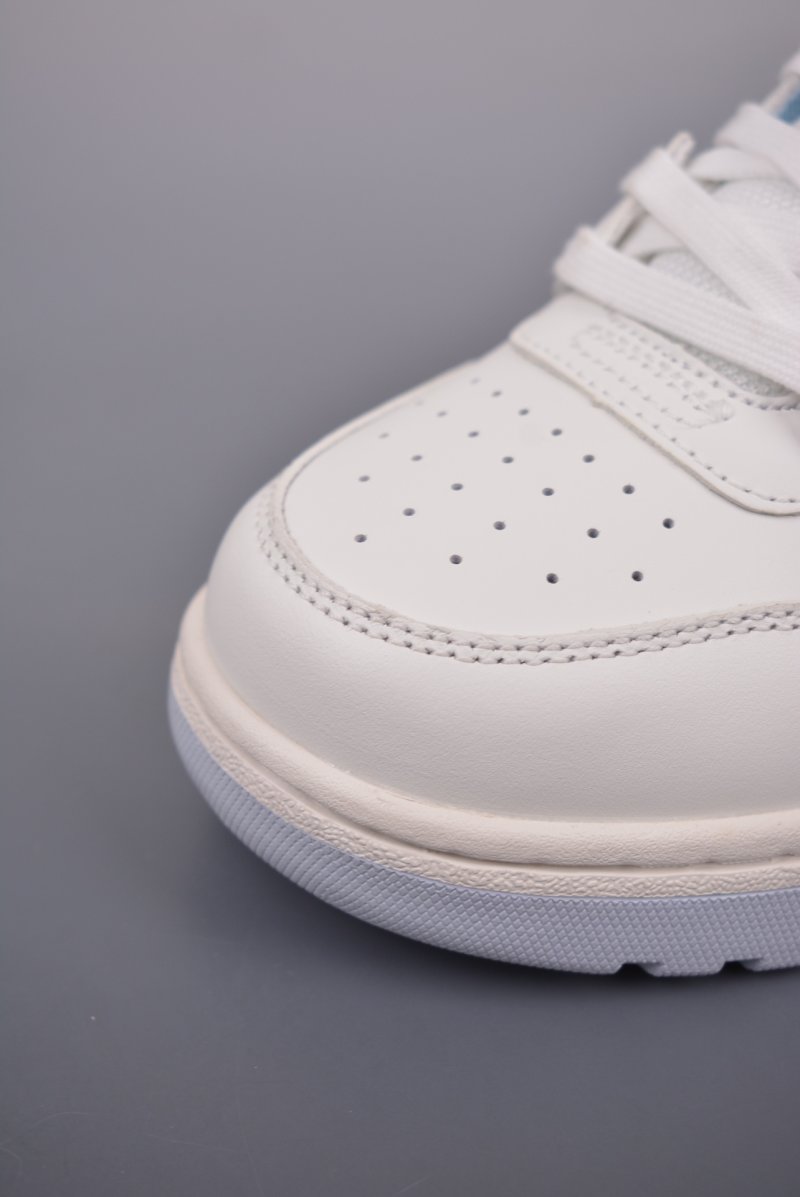 Off-White Out Of Office 'Arrows Zip-Tie' view