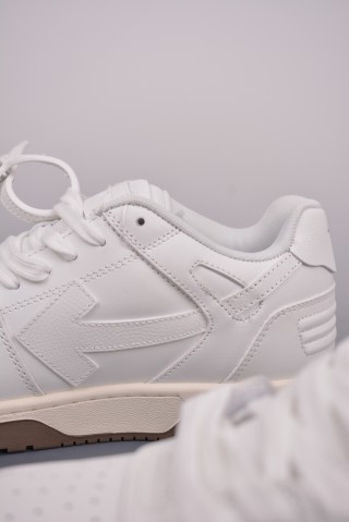 Off-White Out Of Office 'Arrows Zip-Tie' view 8