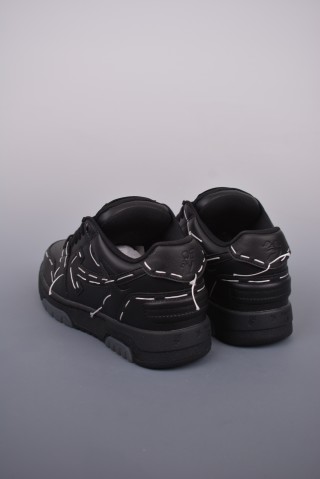 Off-White Out Of Office 'Arrows Zip-Tie' view 29