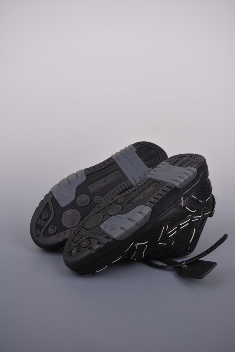 Off-White Out Of Office 'Arrows Zip-Tie' view