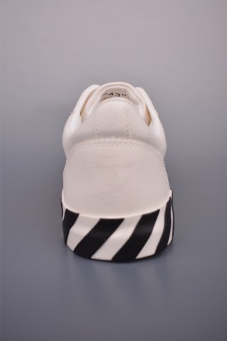 Off-White Vulcanised Low-Top view 4