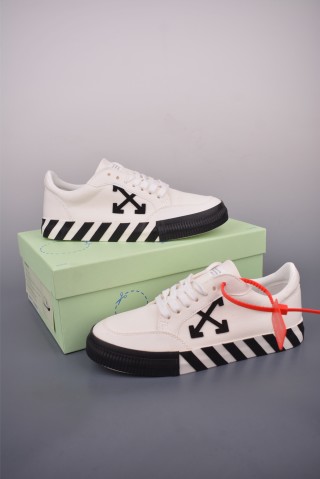 Off-White Vulcanised Low-Top view 5