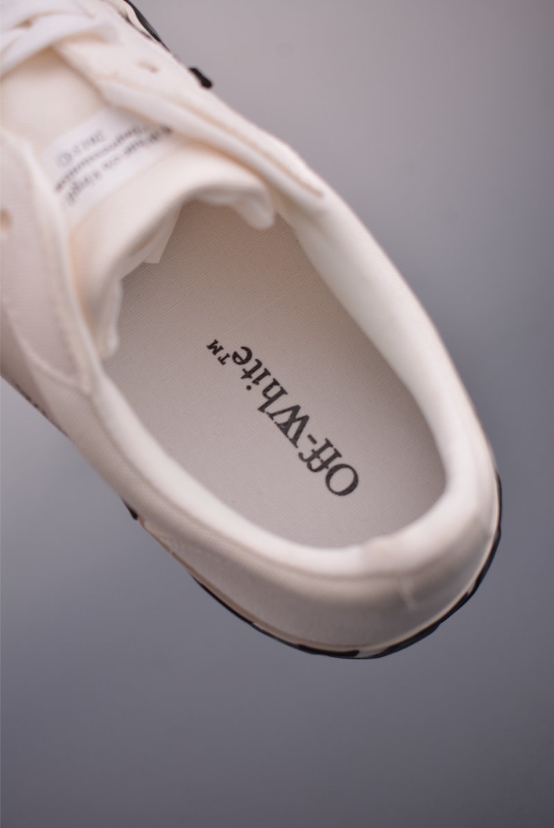 Off-White Vulcanised Low-Top view