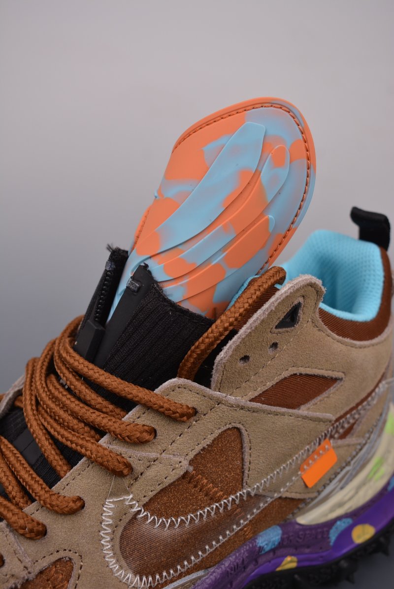 Off-White x Nike ACG Air Terra Forma view