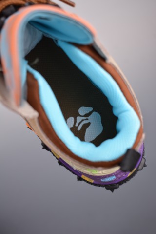 Off-White x Nike ACG Air Terra Forma view 9