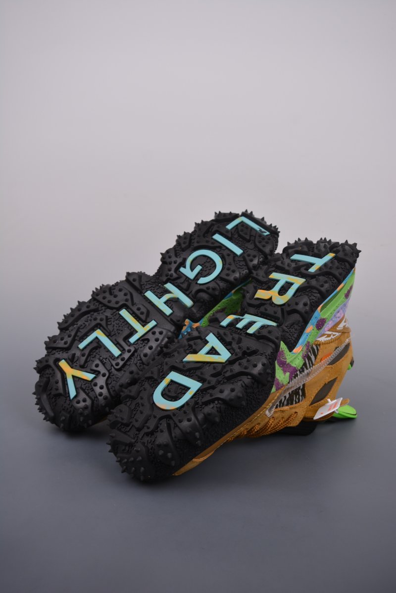 Off-White x Nike ACG Air Terra Forma view