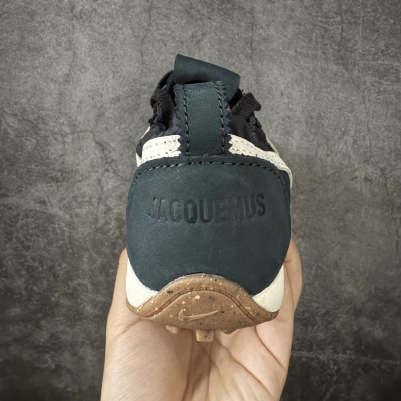 Jacquemus x Nike Jacumoon 'Black / White' view