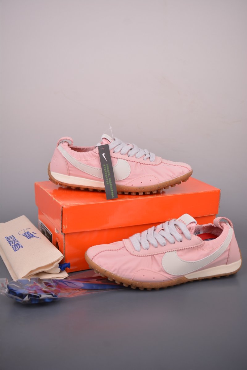 Jacquemus x Nike Moon Shoe SP 'Red' view