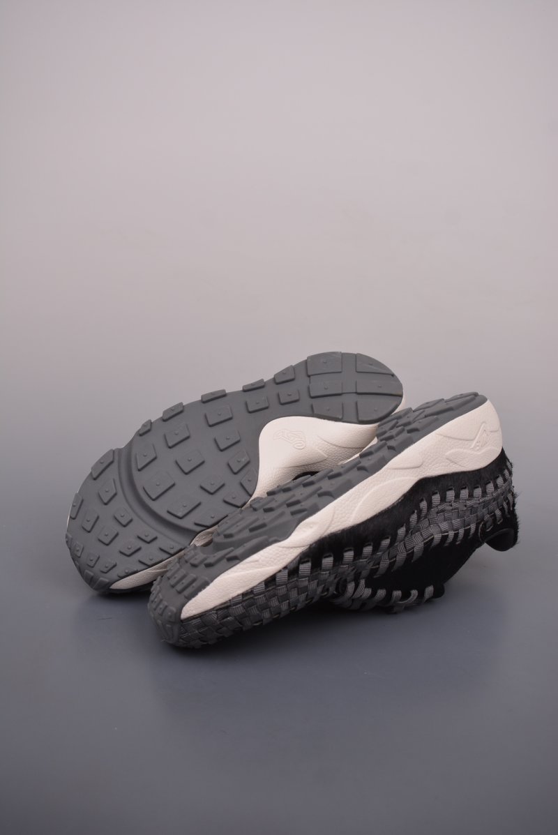 Nike Air Footscape Woven view