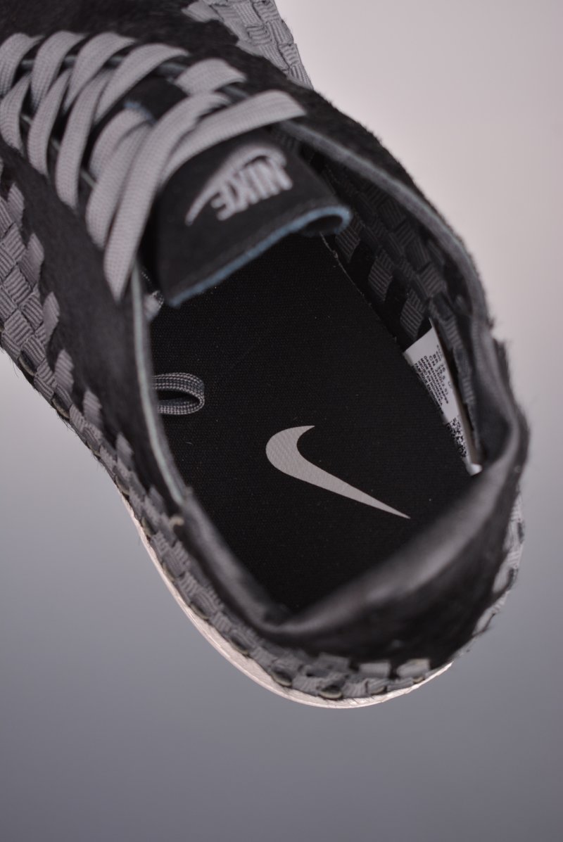 Nike Air Footscape Woven view